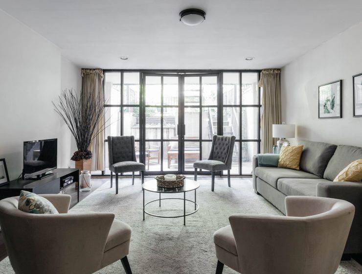 The Singular Santiago